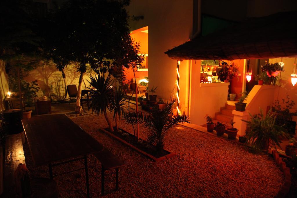 Trip'n'Hostel Tiranë Ngoại thất bức ảnh
